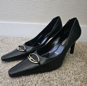 St John Snake Print Embossed Logo Pumps, Black, Size 5 1/2.